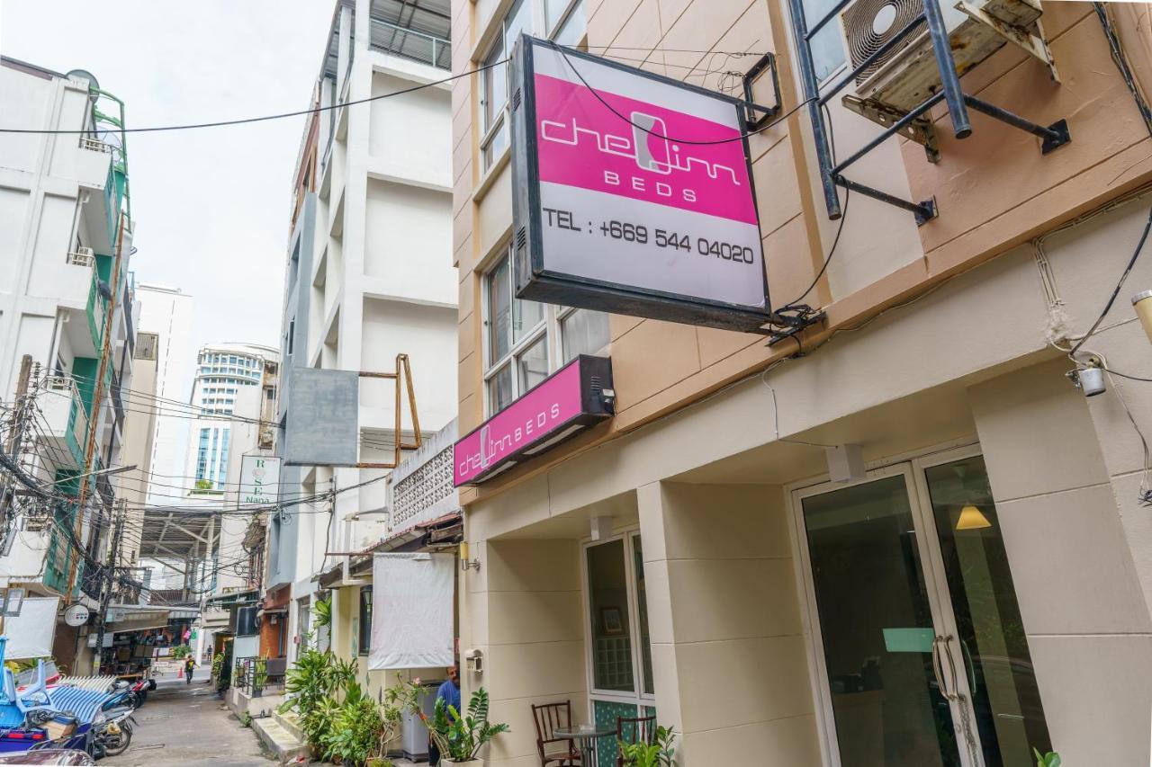 Cheqinn Bed Sukhumvit 4 Nana Plaza Bangkok Exterior photo